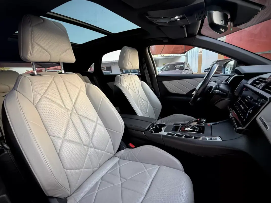 DS DS7 Crossback 2021 - 23850 EUR, 83000 km - 83000km - foto 6 de 29