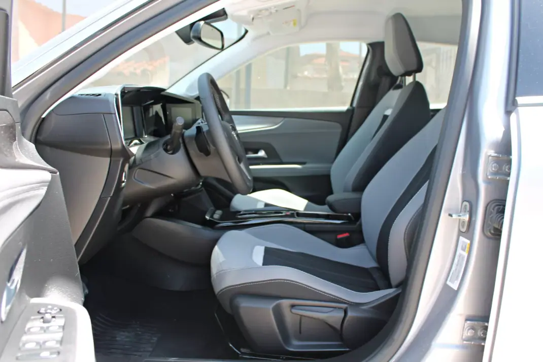 Opel Mokka 2024 - 19980 EUR, 33840 km - 33840km - foto 10 de 16