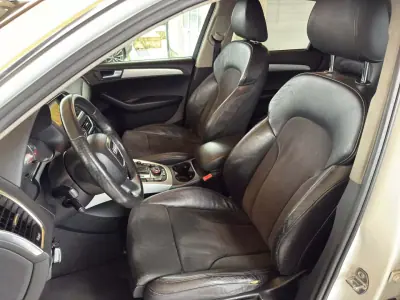 Audi Q5 2009 - 13950 EUR, 326842 km - AUTO.MOTO.pt - 326842km - foto 22 de 33