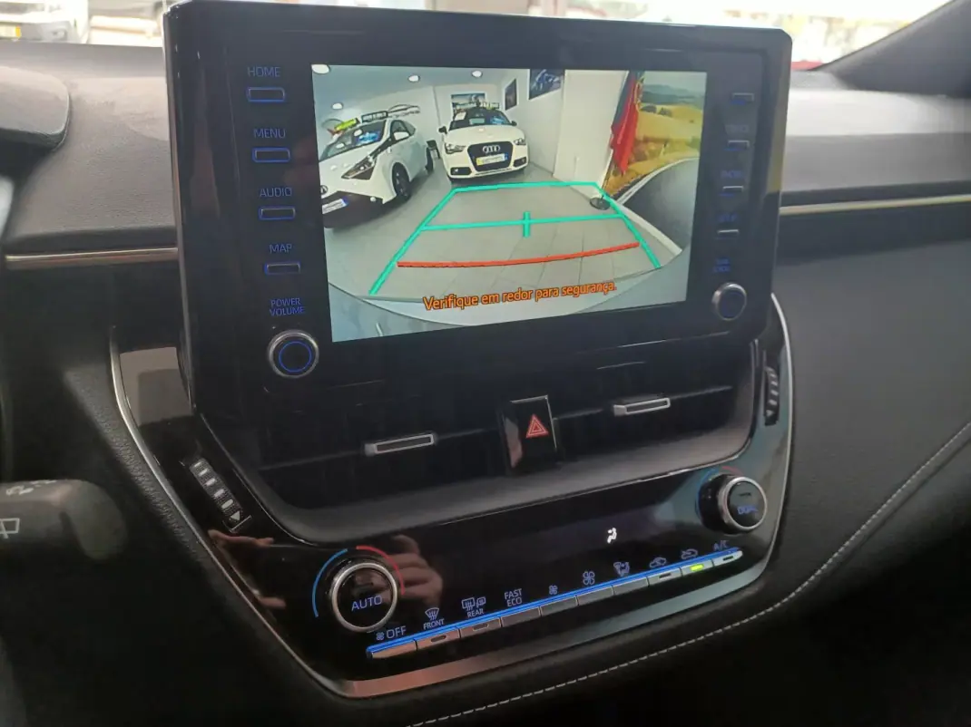 Toyota Corolla 2019 - 18390 EUR, 81211 km - AUTO.MOTO.pt - 81211km - foto 13 de 33