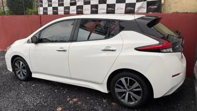 Nissan Leaf 2021 - 14900 EUR, 22900 km - AUTO.MOTO.pt - 22900km - foto 4 de 12