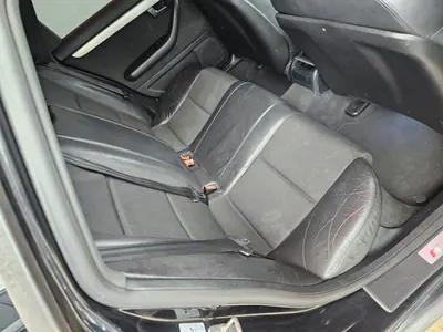 Audi A4 Avant 2007 - 7999 EUR, 274000 km - AUTO.MOTO.pt - 274000km - foto 9 de 13