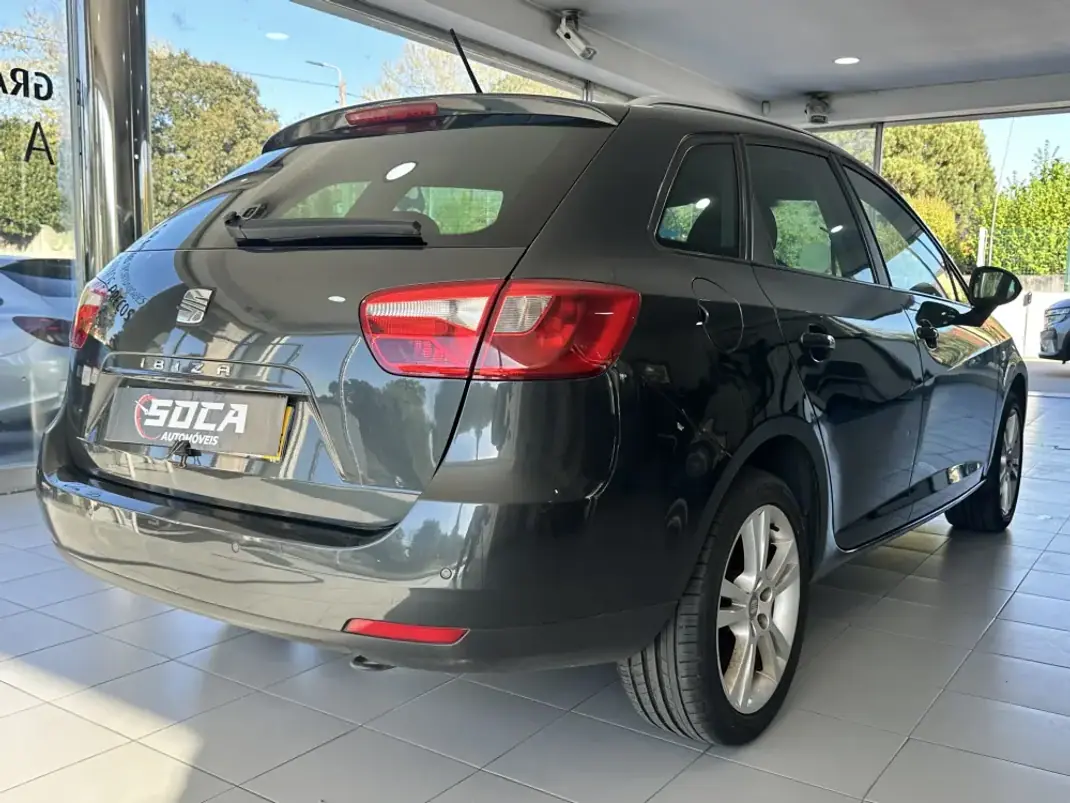SEAT Ibiza ST 2011 - 6890 EUR, 148920 km - 148920km - foto 5 de 21