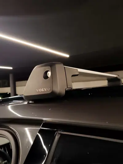 Volvo XC 60 2022 - 41000 EUR, 109000 km - AUTO.MOTO.pt - 109000km - foto 15 de 27