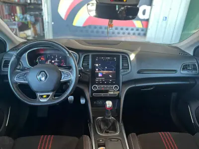 Renault Mégane 2021 - 19900 EUR, 72500 km - AUTO.MOTO.pt - 72500km - foto 15 de 25