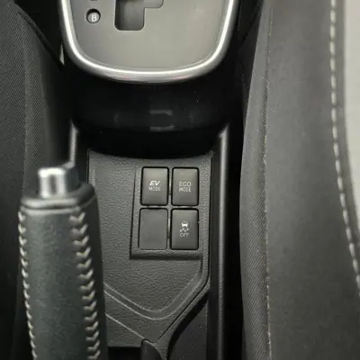 Toyota Yaris 2020 - 18950 EUR, 77356 km - AUTO.MOTO.pt - 77356km - foto 24 de 28