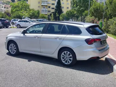 Fiat Tipo Station Wagon 2019 - 10780 EUR, 103800 km - AUTO.MOTO.pt - 103800km - foto 11 de 38