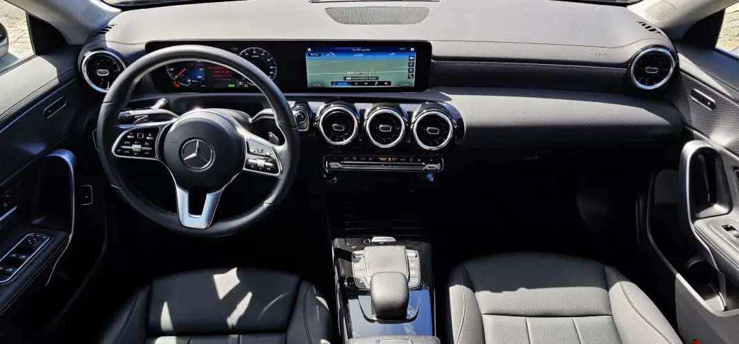 Mercedes-Benz CLA 250 2023 - 31500 EUR, 60000 km - AUTO.MOTO.pt - 60000km - foto 7 de 30