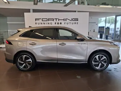 Forthing Friday EV 2025 - 42750 EUR, 13500 km - AUTO.MOTO.pt - 13500km - foto 5 de 33