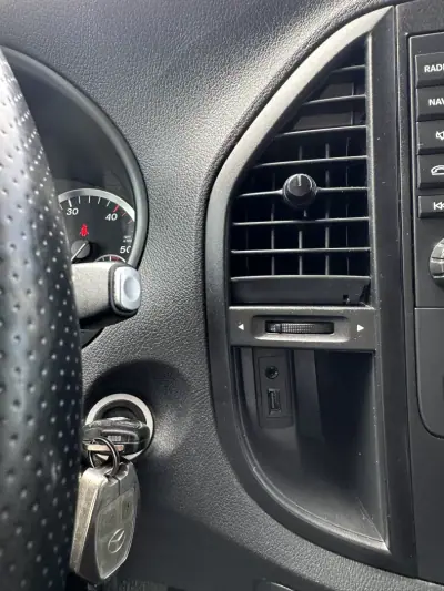 Mercedes-Benz Vito Tourer 2016 - 24900 EUR, 286000 km - AUTO.MOTO.pt - 286000km - foto 40 de 54