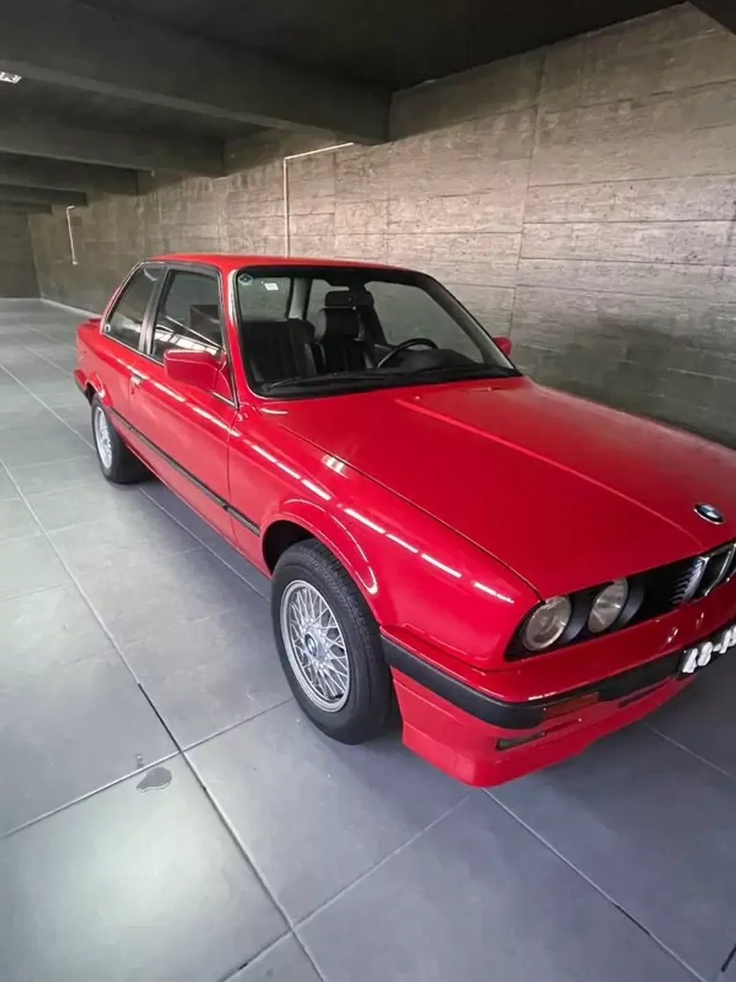 BMW 318 1991 - 27500 EUR, 78000 km - AUTO.MOTO.pt - 78000km - foto 1 de 19