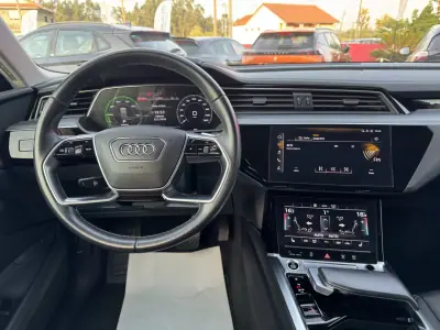 Audi e-tron Sportback 2020 - 28900 EUR, 102000 km - AUTO.MOTO.pt - 102000km - foto 9 de 54