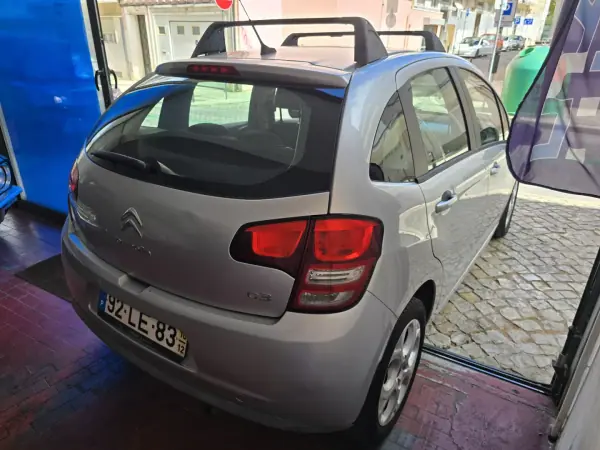Citroën C3 2010 - 5000 EUR, 229519 km - AUTO.MOTO.pt - 229519km - foto 6 de 20