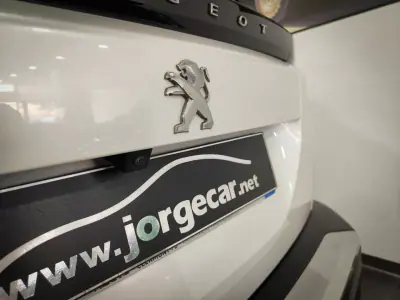 Peugeot 2008 2020 - 17500 EUR, 79000 km - AUTO.MOTO.pt - 79000km - foto 20 de 30