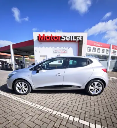 Renault Clio 2018 - 8600 EUR, 0 km - AUTO.MOTO.pt - foto 8 de 10