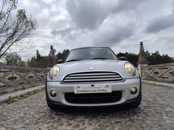 MINI Clubman 2011 - 7500 EUR, 293000 km - AUTO.MOTO.pt - 293000km - foto 50 de 65