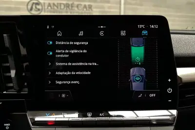 Renault Mégane E-Tech 2022 - 22450 EUR, 57733 km - AUTO.MOTO.pt - 57733km - foto 22 de 40