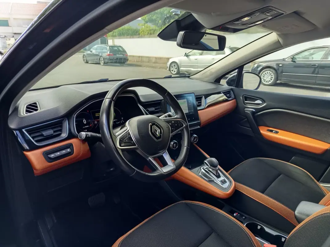 Renault Captur 2021 - 17990 EUR, 103270 km - AUTO.MOTO.pt - 103270km - foto 13 de 18