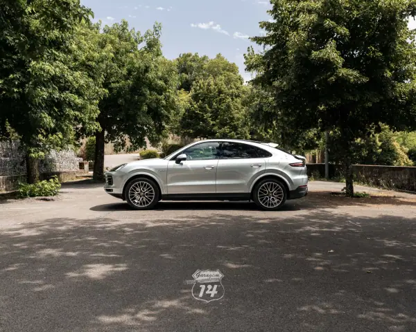 Porsche Cayenne Coupé 2021 - 73990 EUR, 30630 km - AUTO.MOTO.pt - 30630km - foto 4 de 56