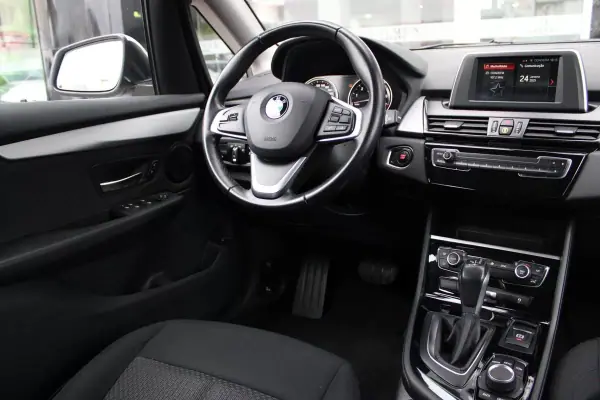 BMW 225xe Active Tourer 2020 - 19400 EUR, 126300 km - AUTO.MOTO.pt - 126300km - foto 6 de 19