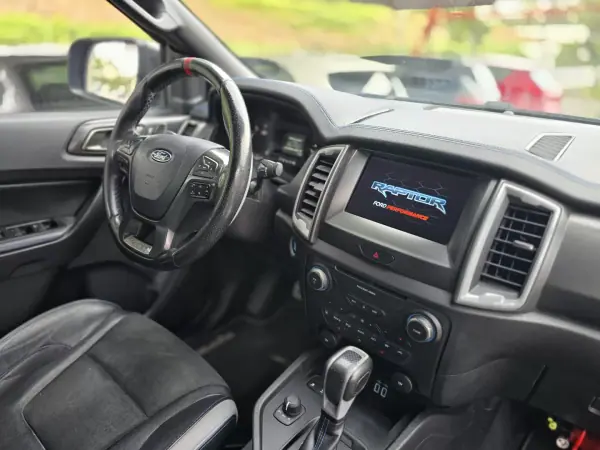 Ford Ranger 2021 - 39900 EUR, 178000 km - AUTO.MOTO.pt - 178000km - foto 5 de 10