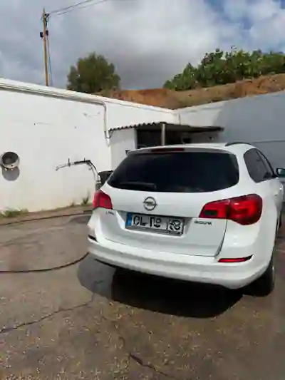 Opel Astra Sports Tourer 2013 - 5900 EUR, 194000 km - 194000km - foto 3 de 6