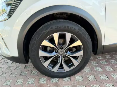 Renault Captur 2020 - 21900 EUR, 49585 km - AUTO.MOTO.pt - 49585km - foto 19 de 19