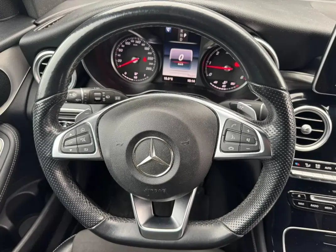 Mercedes-Benz GLC 250 2018 - 34900 EUR, 112000 km - AUTO.MOTO.pt - 112000km - foto 19 de 27