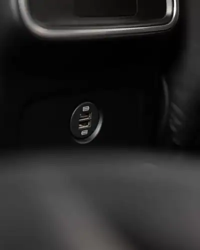 Porsche Macan 2017 - 47950 EUR, 116000 km - AUTO.MOTO.pt - 116000km - foto 21 de 34