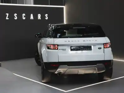 Land Rover Range Rover Evoque 2012 - 18990 EUR, 187000 km - AUTO.MOTO.pt - 187000km - foto 7 de 22