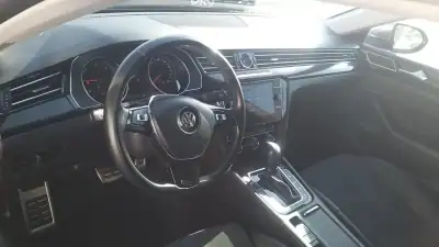 Volkswagen Arteon 2019 - 26650 EUR, 90000 km - AUTO.MOTO.pt - 90000km - foto 36 de 38