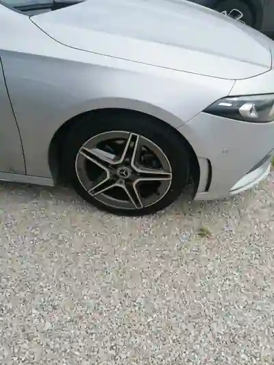 Mercedes-Benz A 180 2019 - 23950 EUR, 114000 km - AUTO.MOTO.pt - 114000km - foto 5 de 12