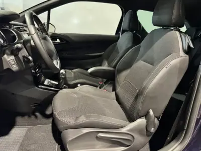 DS 3 CABRIO 2018 - 12900 EUR, 133595 km - 133595km - foto 24 de 39