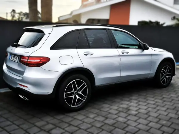 Mercedes-Benz GLC 250 2019 - 31950 EUR, 169900 km - AUTO.MOTO.pt - 169900km - foto 22 de 36