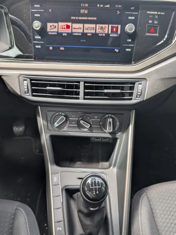 Volkswagen Polo 2020 - 18000 EUR, 98000 km - AUTO.MOTO.pt - 98000km - foto 8 de 11