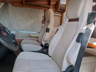 Fiat Ducato 2016 - 76000 EUR, 84000 km - AUTO.MOTO.pt - 84000km - foto 10 de 23