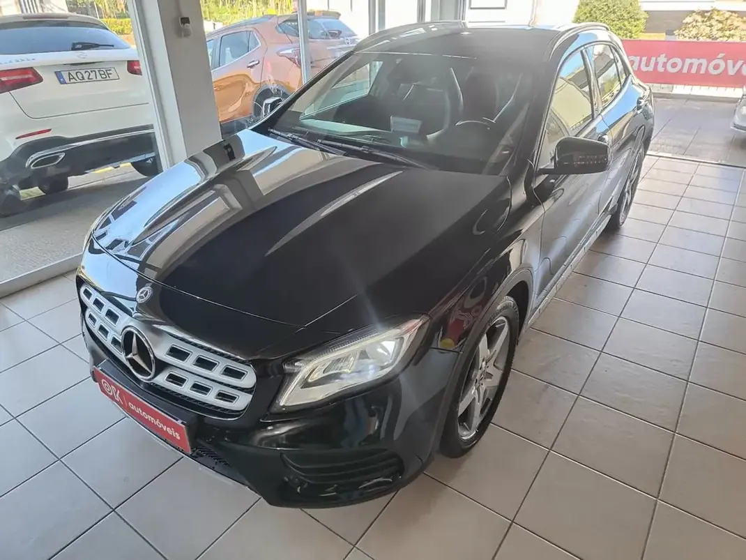 Mercedes-Benz GLA 200 2018 - 22750 EUR, 191200 km - AUTO.MOTO.pt - 191200km - foto 6 de 36