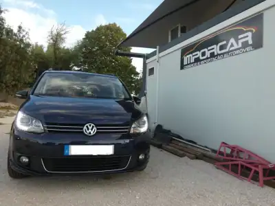 Volkswagen Touran 2012 - 16999 EUR, 182000 km - AUTO.MOTO.pt - 182000km - foto 2 de 28