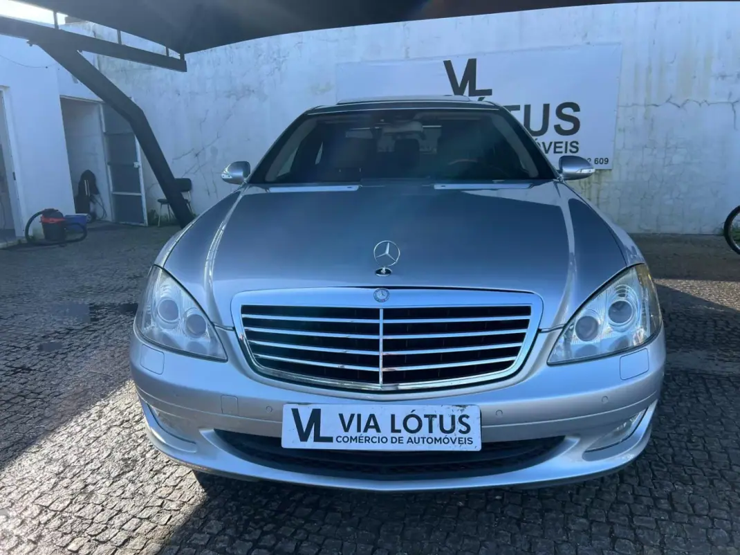 Mercedes-Benz S 320 2007 - 16500 EUR, 205000 km - AUTO.MOTO.pt - 205000km - foto 2 de 5