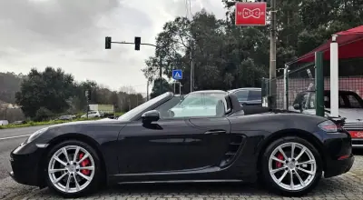 Porsche 718 Boxster 2016 - 64999 EUR, 26000 km - AUTO.MOTO.pt - 26000km - foto 2 de 27