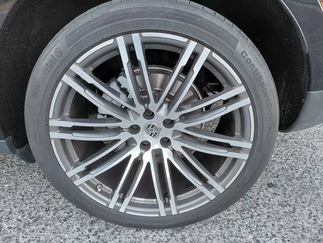 Porsche Macan 2014 - 39500 EUR, 168209 km - AUTO.MOTO.pt - 168209km - foto 18 de 37