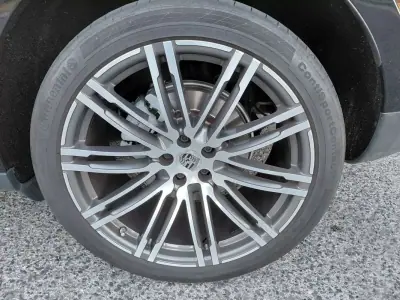 Porsche Macan 2014 - 39500 EUR, 168209 km - AUTO.MOTO.pt - 168209km - foto 18 de 37