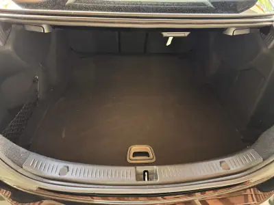 Mercedes-Benz E 220 2022 - 34500 EUR, 173176 km - AUTO.MOTO.pt - 173176km - foto 25 de 27