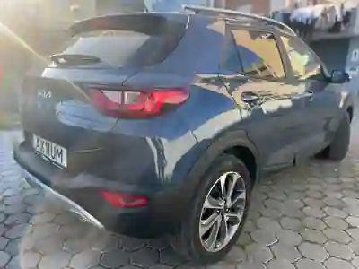 Kia Stonic 2023 - 14990 EUR, 57258 km - AUTO.MOTO.pt - 57258km - foto 4 de 12