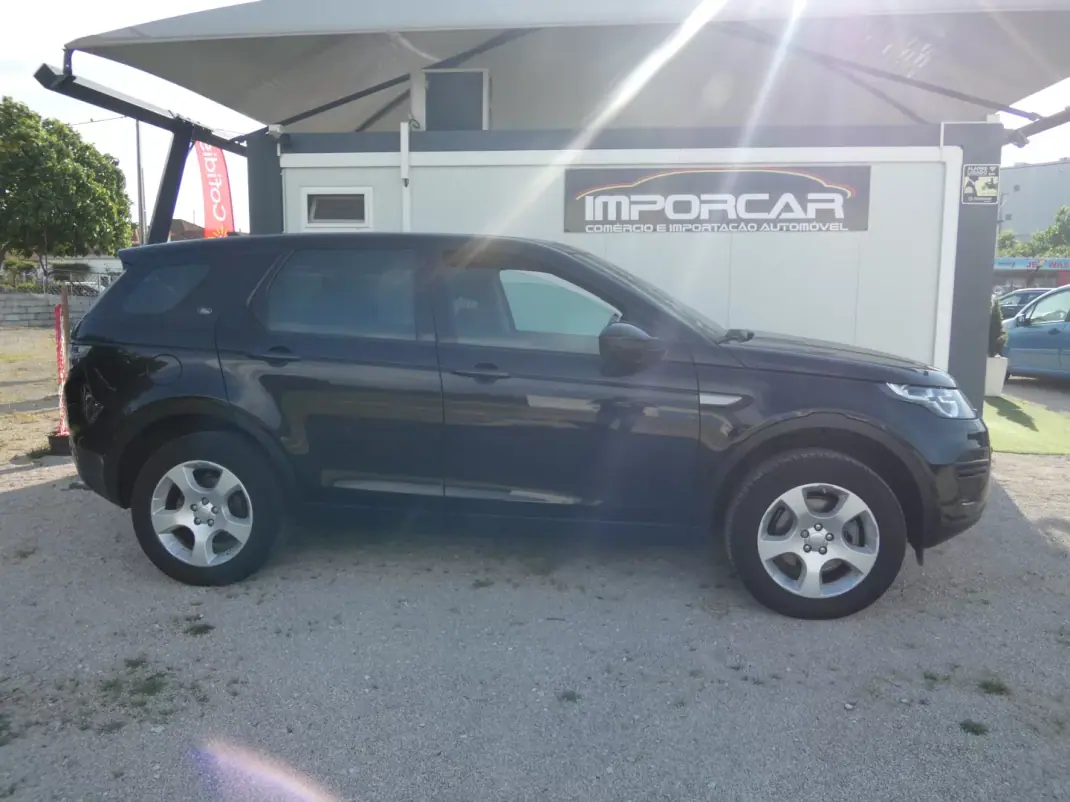 Land Rover Discovery Sport 2016 - 18750 EUR, 220000 km - AUTO.MOTO.pt - 220000km - foto 5 de 30
