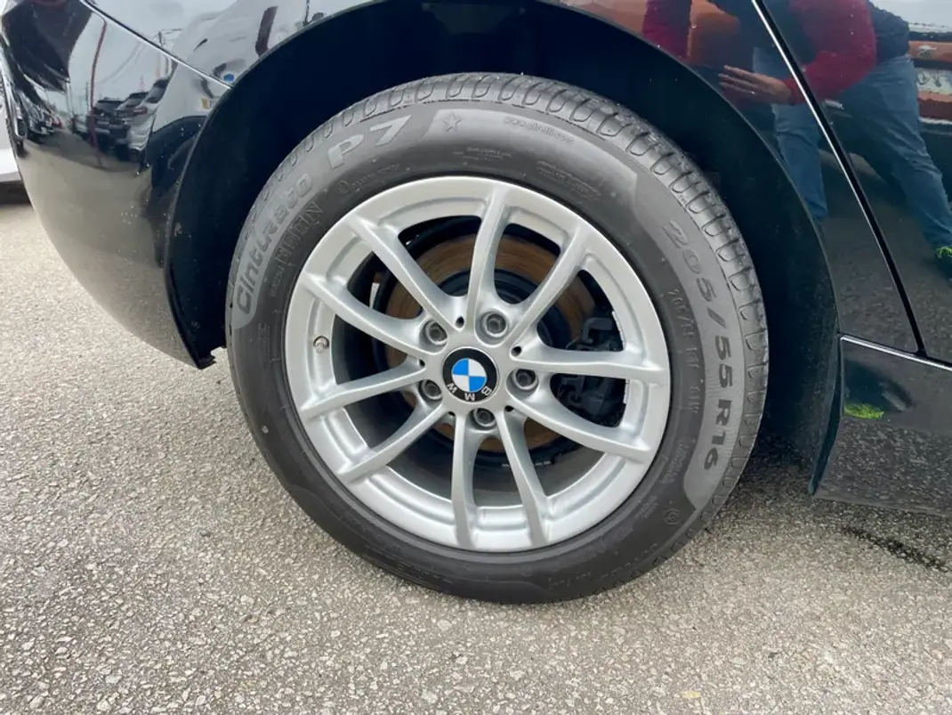 BMW 116 2015 - 14500 EUR, 168170 km - AUTO.MOTO.pt - 168170km - foto 4 de 24