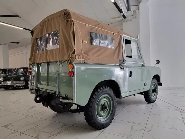 Land Rover Serie III 1973 - 35000 EUR, 87484 km - AUTO.MOTO.pt - 87484km - foto 8 de 47