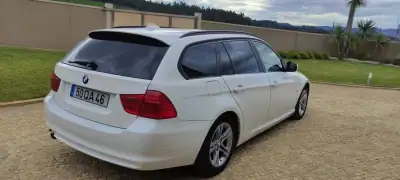 BMW 318 2012 - 7900 EUR, 394830 km - AUTO.MOTO.pt - 394830km - foto 3 de 12