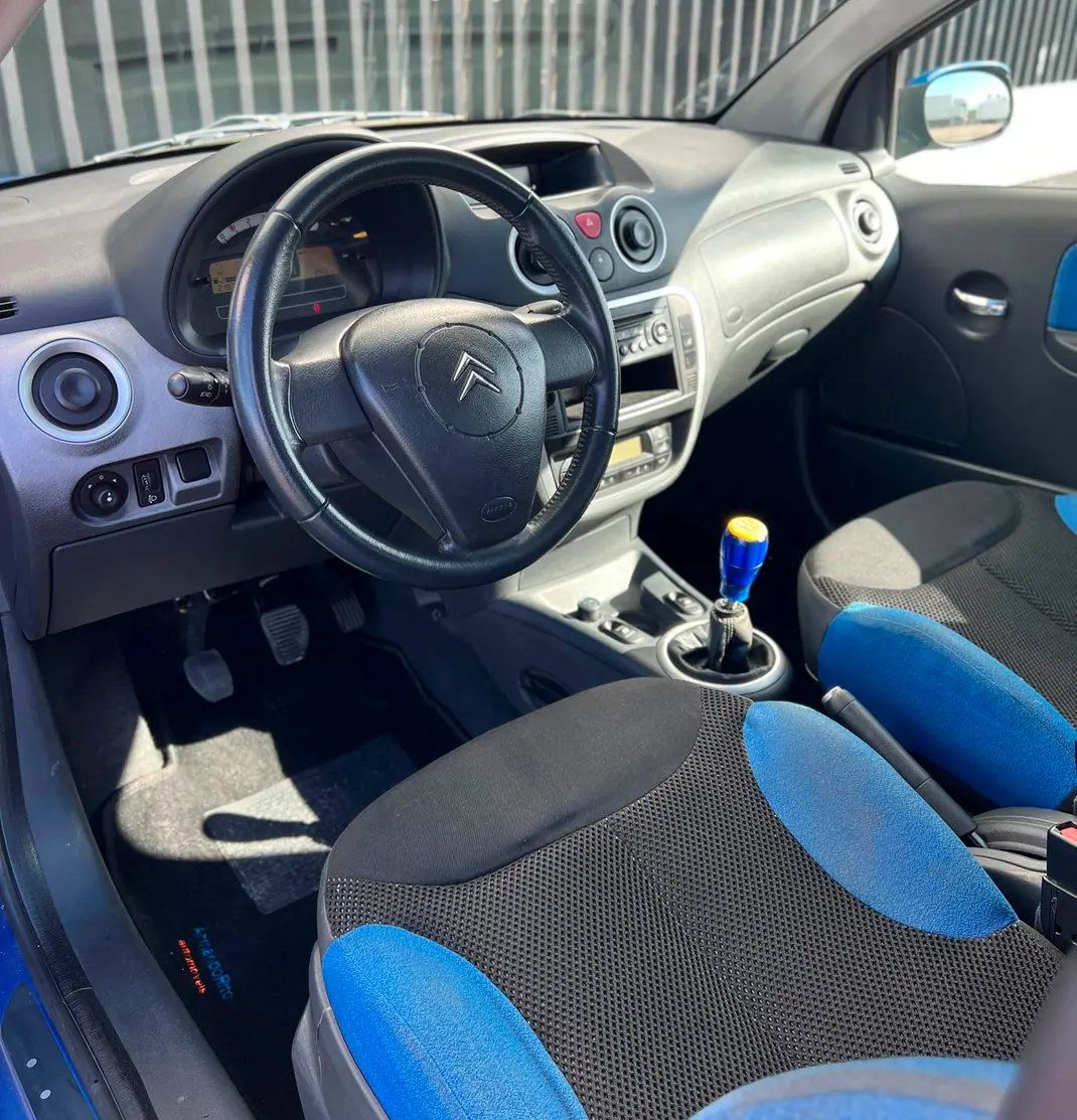Citroën C2 2007 - 3200 EUR, 219000 km - AUTO.MOTO.pt - 219000km - foto 5 de 13