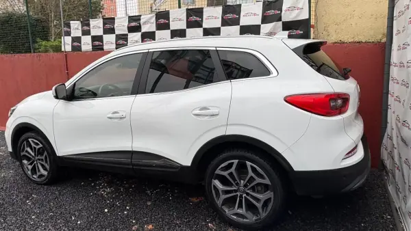 Renault Kadjar 2022 - 18900 EUR, 87000 km - AUTO.MOTO.pt - 87000km - foto 4 de 12
